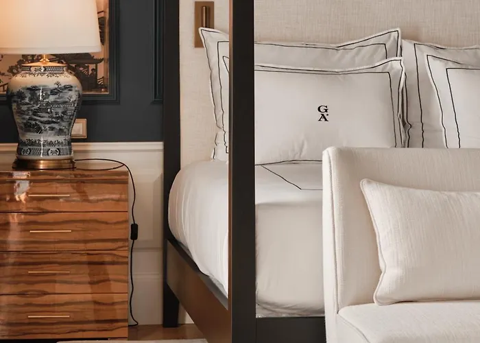 Ga Palace & Spa, A Xixth-century Oporto