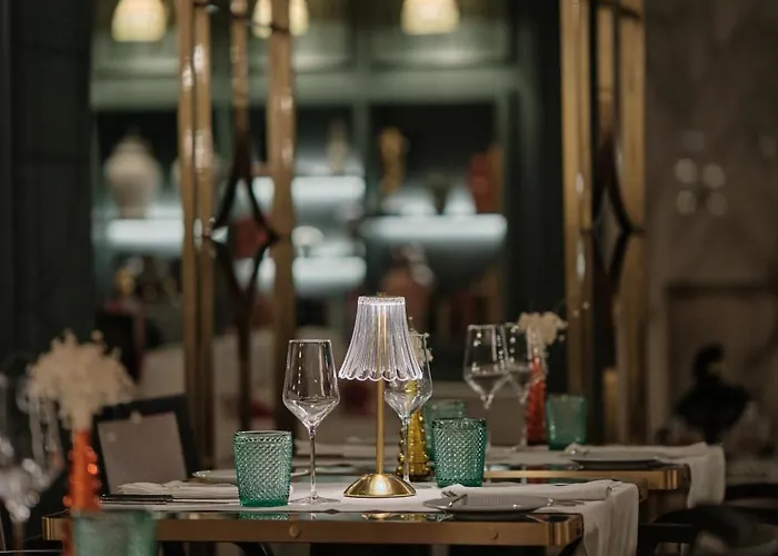 Ga Palace & Spa, A Xixth-century Porto